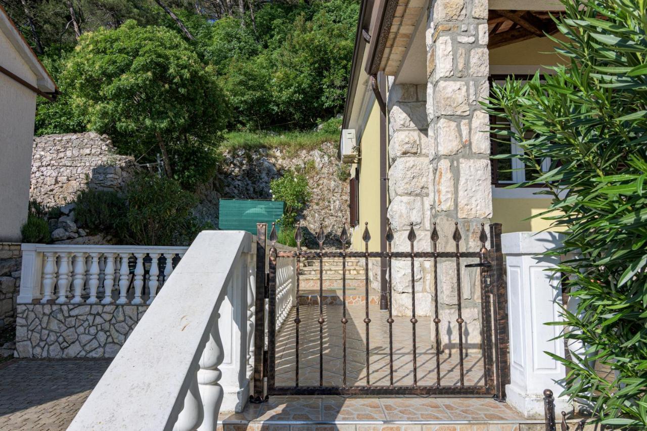 Seaside Holiday House Plomin Luka, Labin - 7466 エクステリア 写真